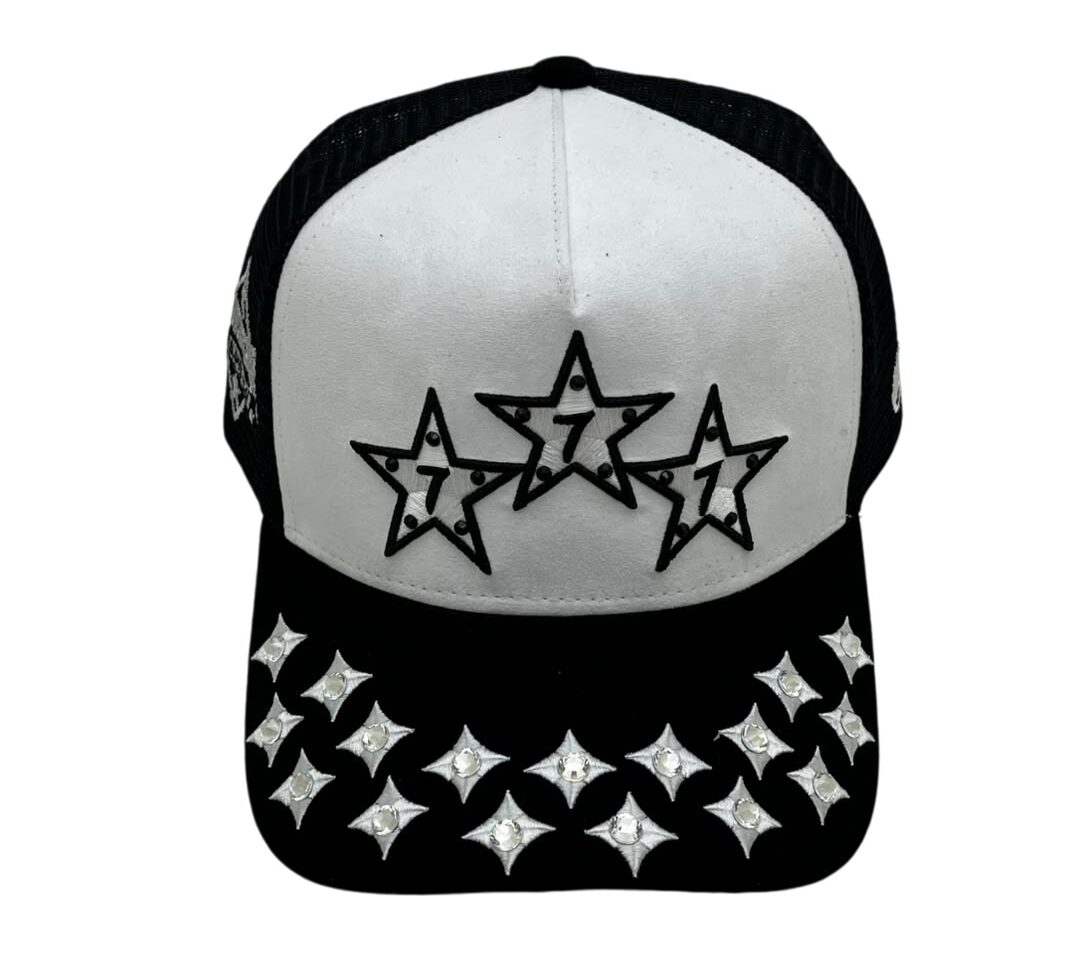 SKU # CD0568 (4) 777 V3 Diamond Trucker - Image 1